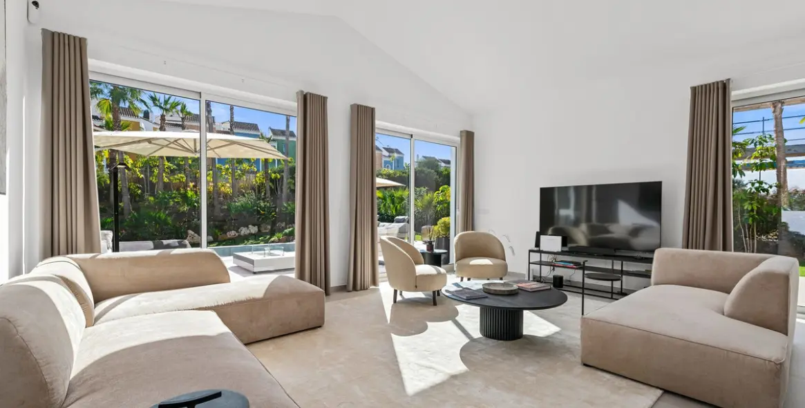 Venta de villa independiente en Casares Playa 3