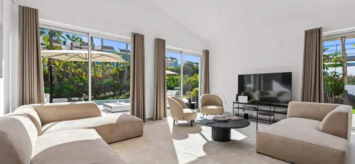 Venta de villa independiente en Casares Playa 2
