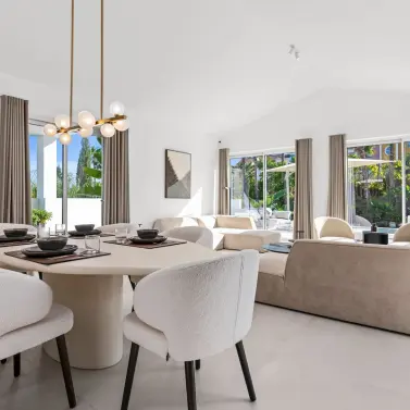 Venta de villa independiente en Casares Playa