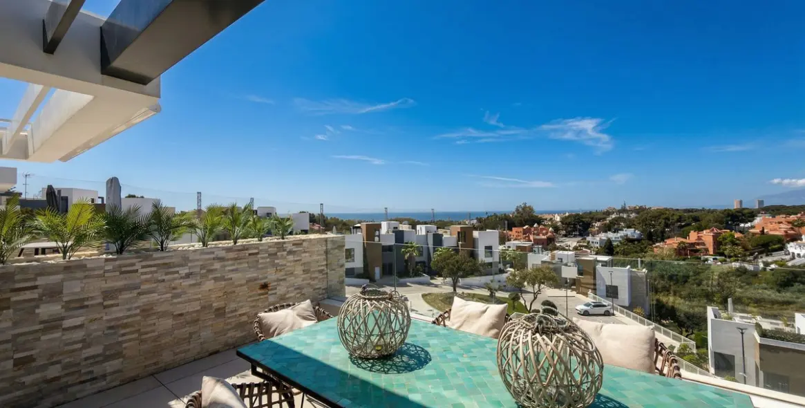Venta de ático dúplex en Cabopino 10