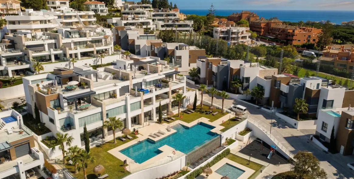 Venta de ático dúplex en Cabopino 21