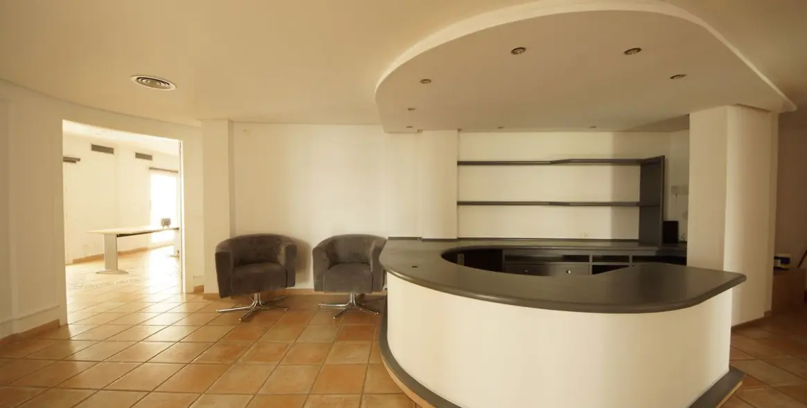 Long-term rent of office in San Pedro de Alcántara 1