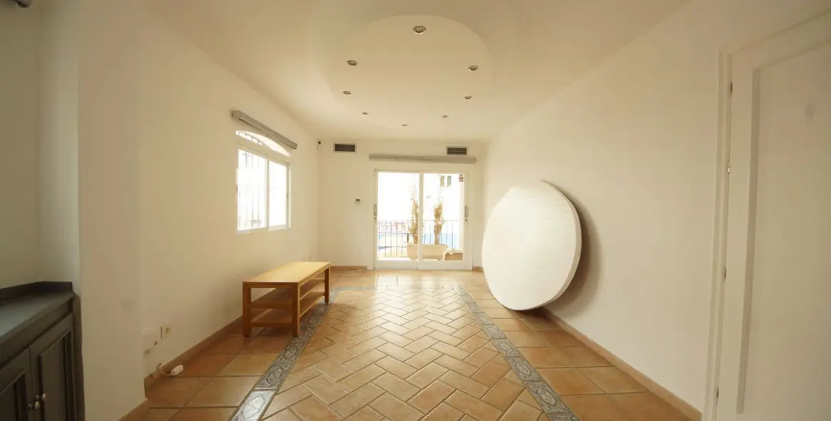 Long-term rent of office in San Pedro de Alcántara 3