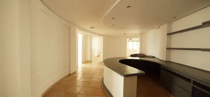 Long-term rent of office in San Pedro de Alcántara 3