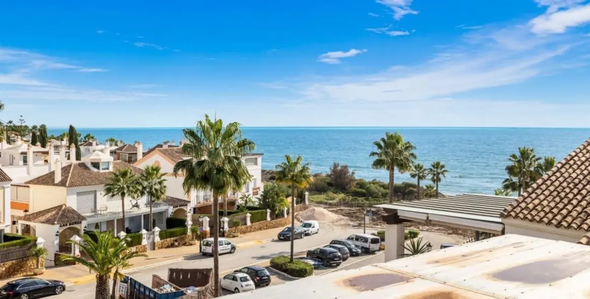 Долгосрочная аренда двухуровневого пентхауса в Marbella 3