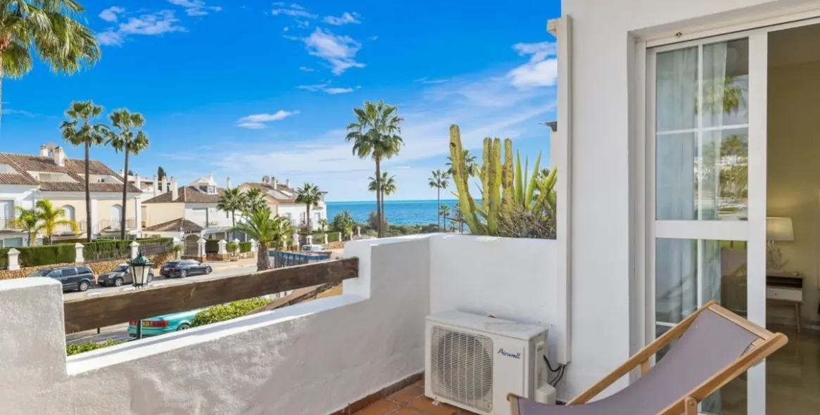 Долгосрочная аренда двухуровневого пентхауса в Marbella 19