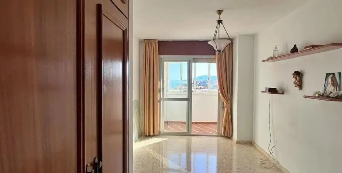 Продажа апартаментов на первом этаже в La Cala del Moral 19