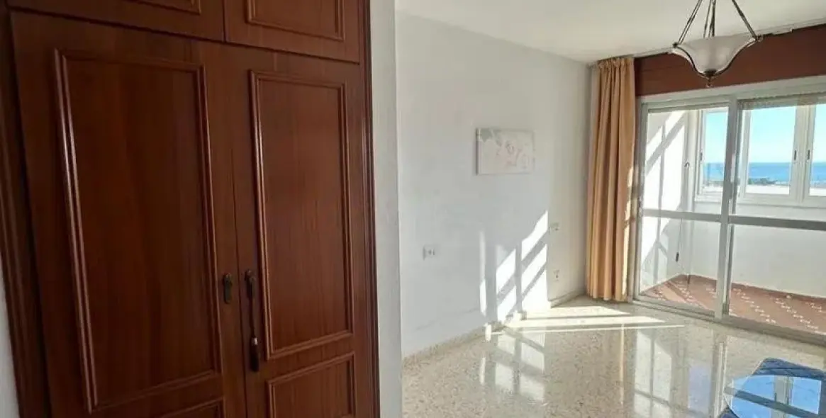 Продажа апартаментов на первом этаже в La Cala del Moral 25