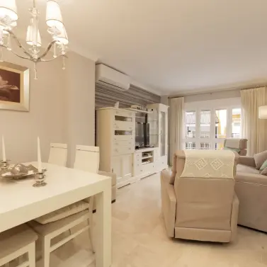 Продажа апартаментов на среднем этаже в Fuengirola