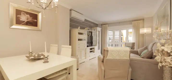 Продажа апартаментов на среднем этаже в Fuengirola 2