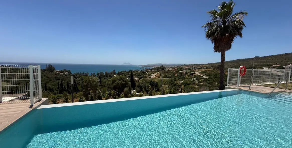 Sale of townhouse in Manilva 30