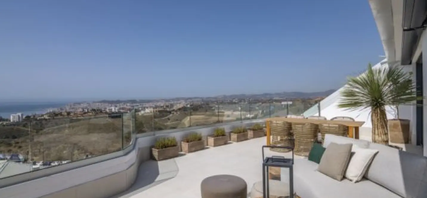 Продажа апартаментов на первом этаже в Fuengirola 1