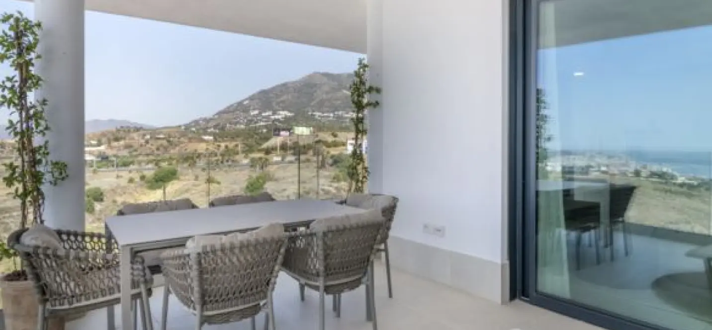 Продажа апартаментов на первом этаже в Fuengirola 2