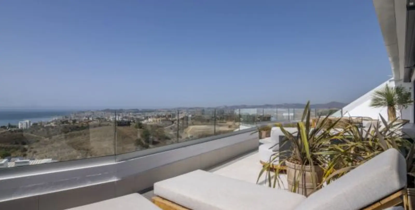 Продажа апартаментов на первом этаже в Fuengirola 8