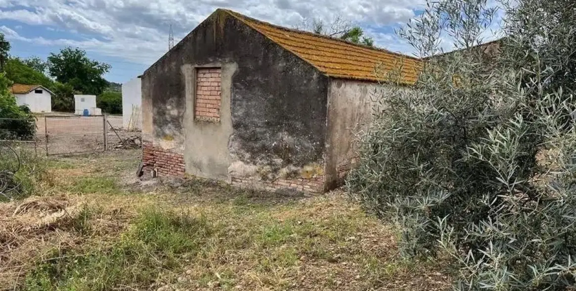 Sale of detached villa in Campanillas 12