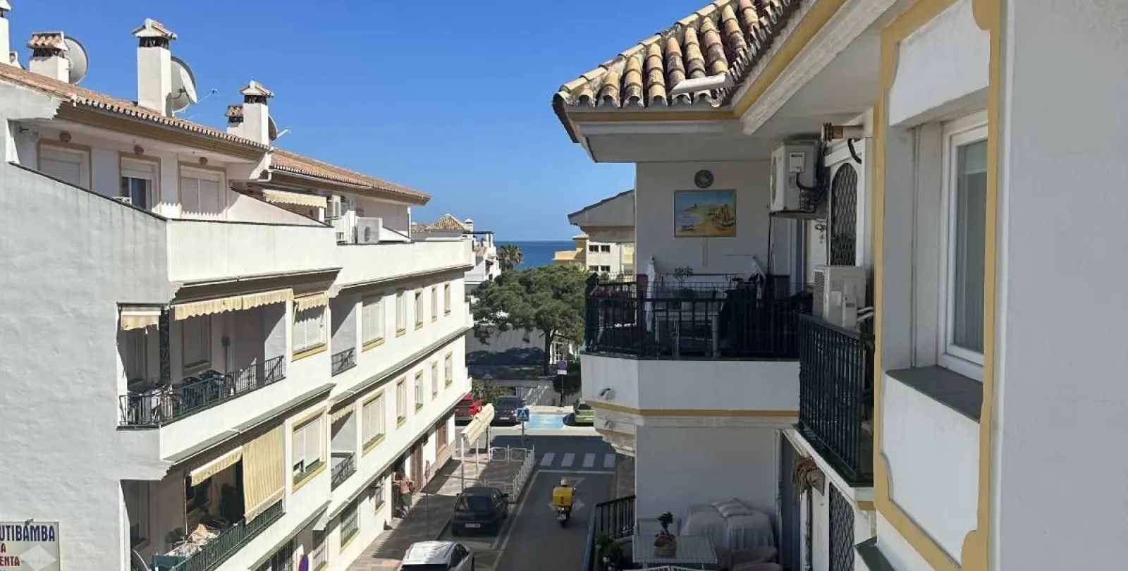 Sale of penthouse in La Cala de Mijas 2