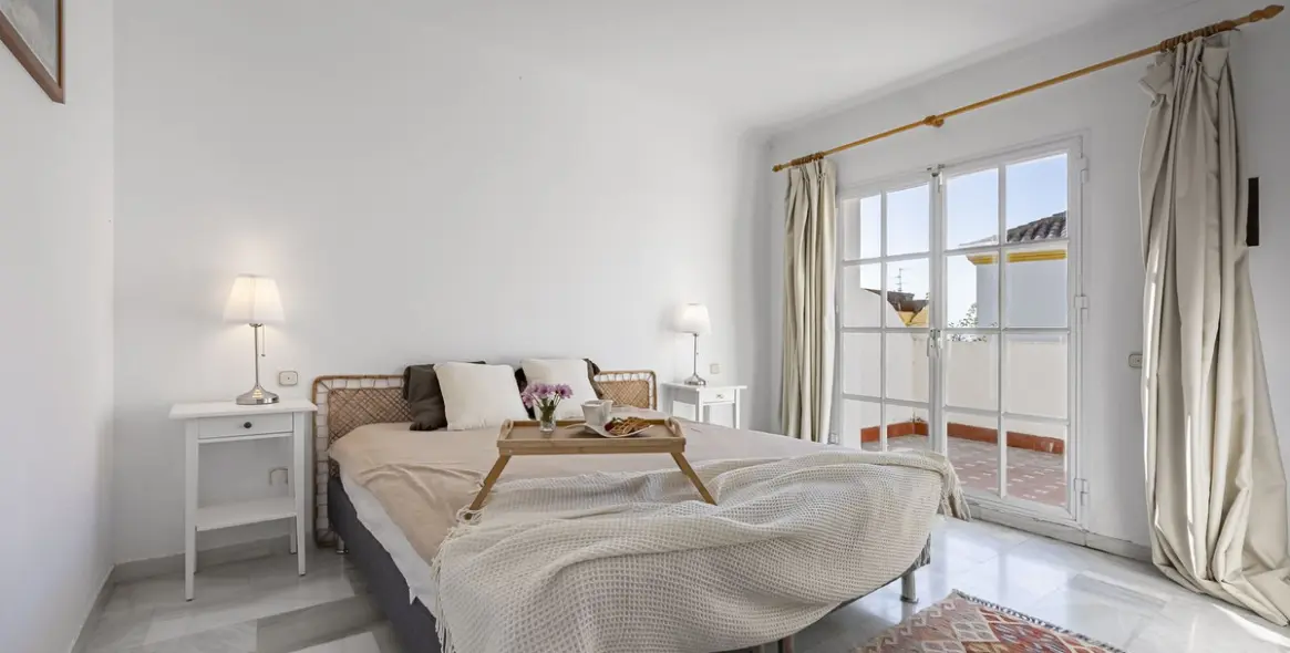 Продажа таунхауса в Estepona 18