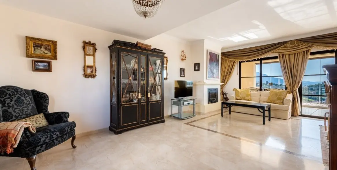 Sale of duplex in Benahavís 3