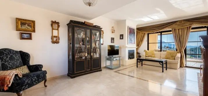 Sale of duplex in Benahavís 2