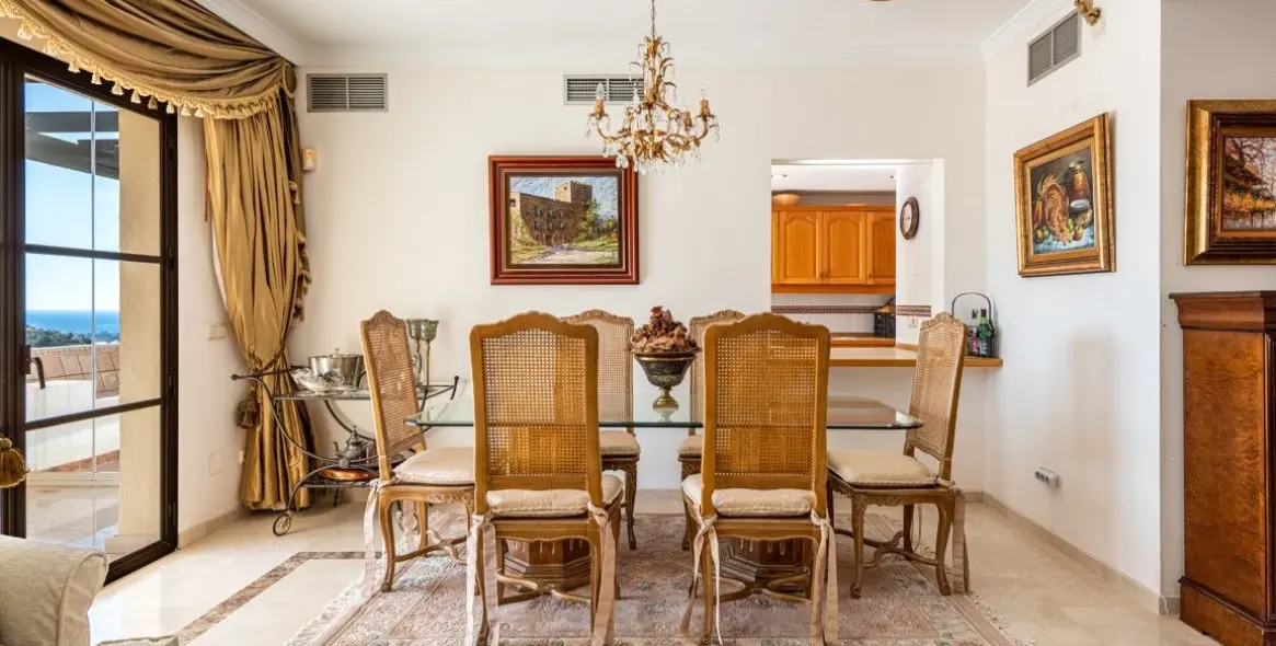 Sale of duplex in Benahavís 12