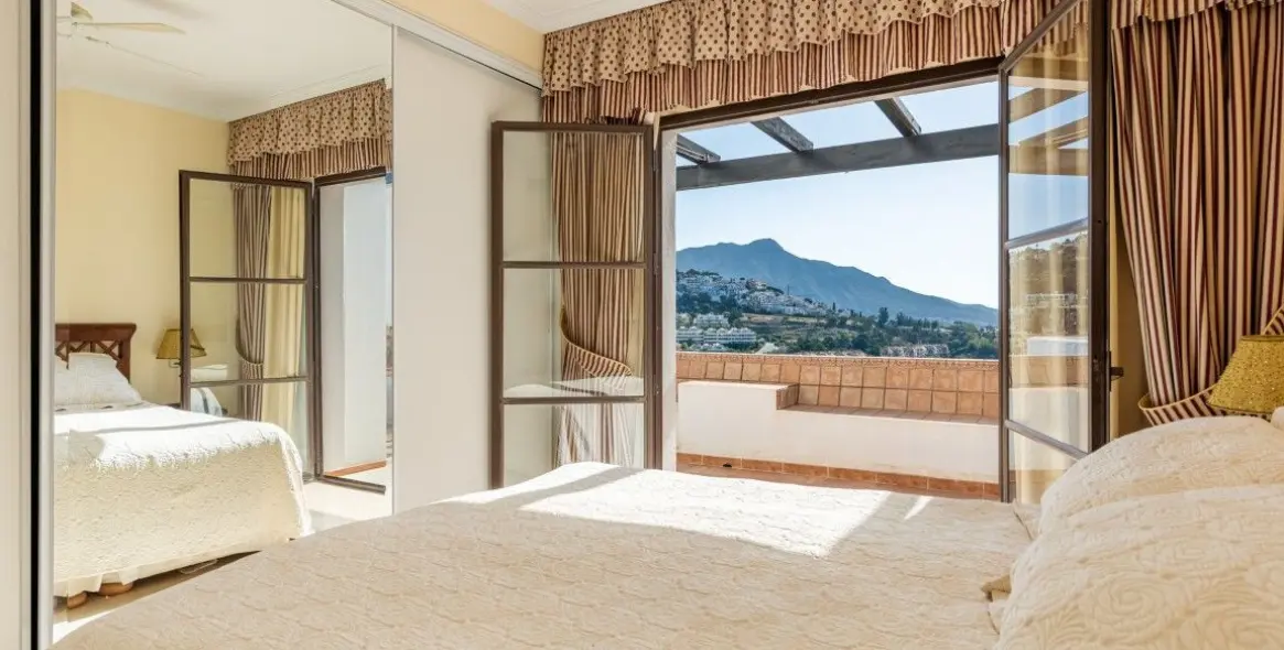 Sale of duplex in Benahavís 18