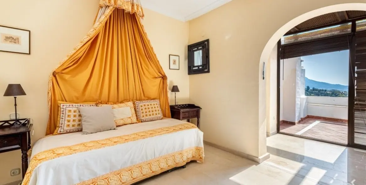 Sale of duplex in Benahavís 29