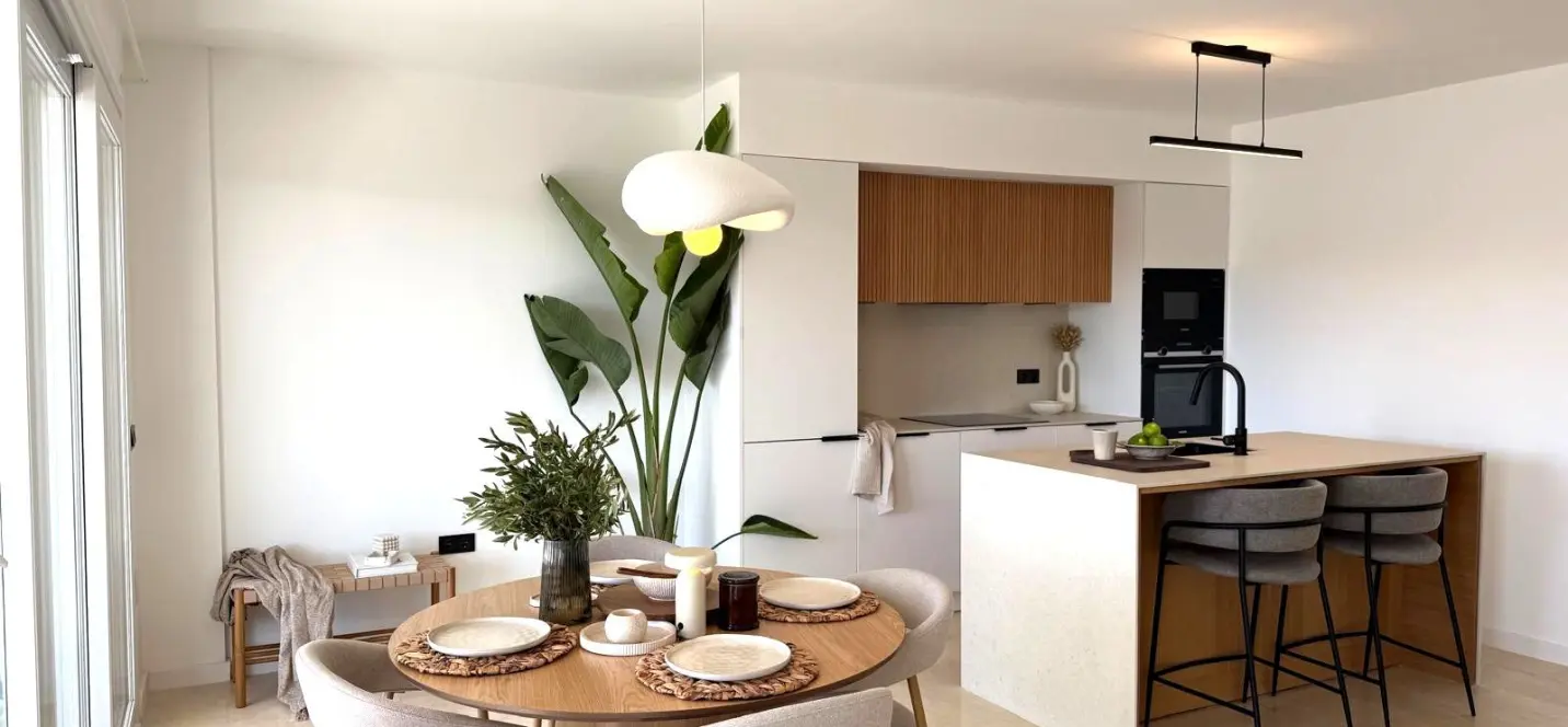 Sale of middle floor apartment in Riviera del Sol 1