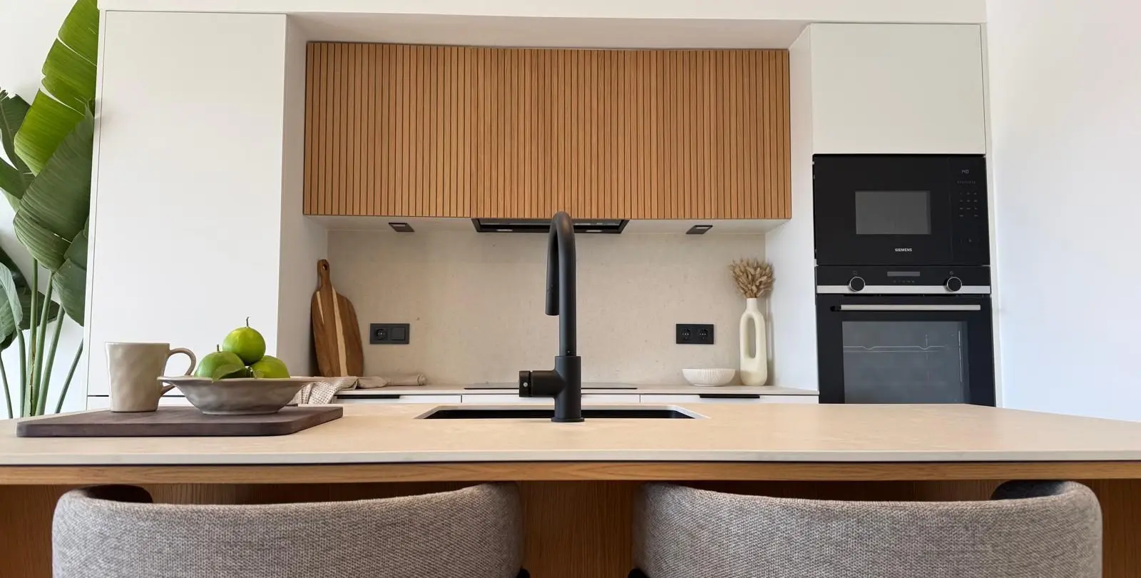 Venta de apartamento en planta media en Riviera del Sol 34