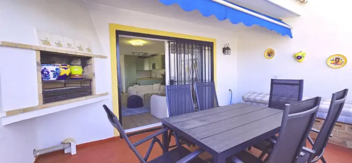 Sale of semi-detached house in Calahonda 2