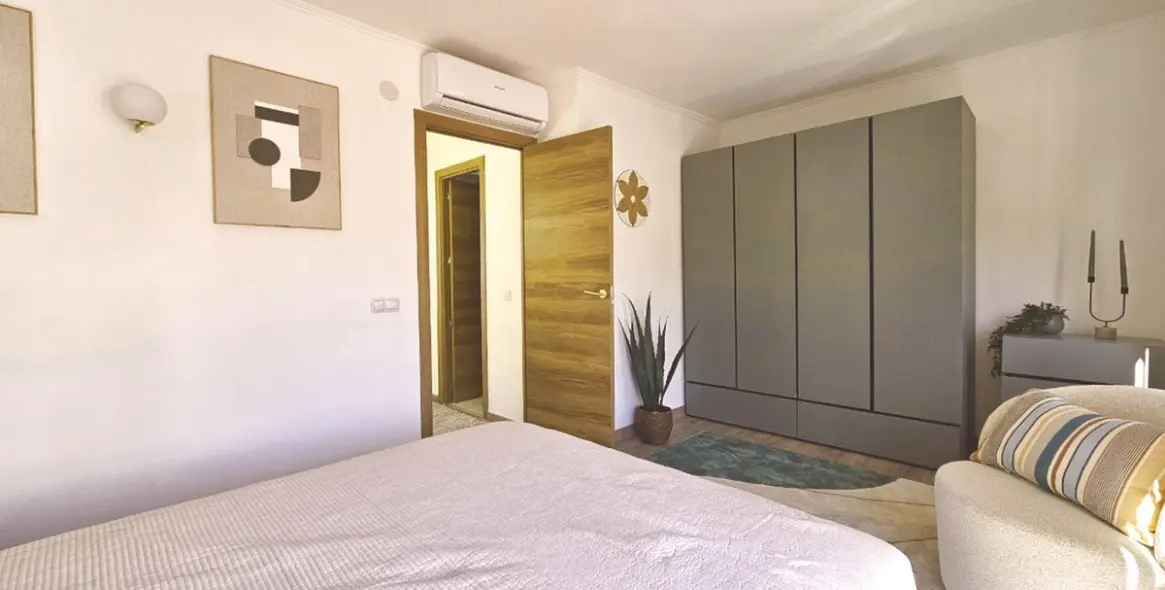 Sale of semi-detached house in Calahonda 23