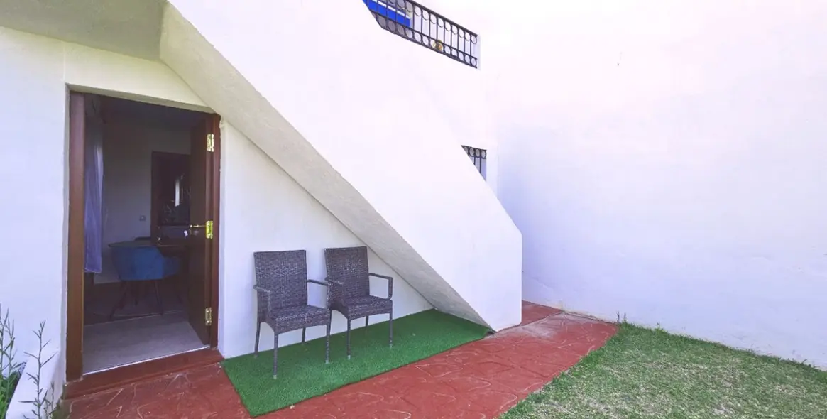 Sale of semi-detached house in Calahonda 45