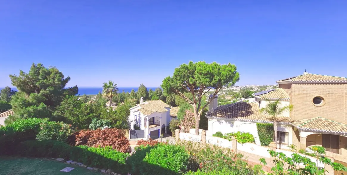 Sale of semi-detached house in Calahonda 48