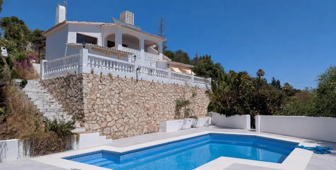 Venta de villa independiente en Benalmadena 1