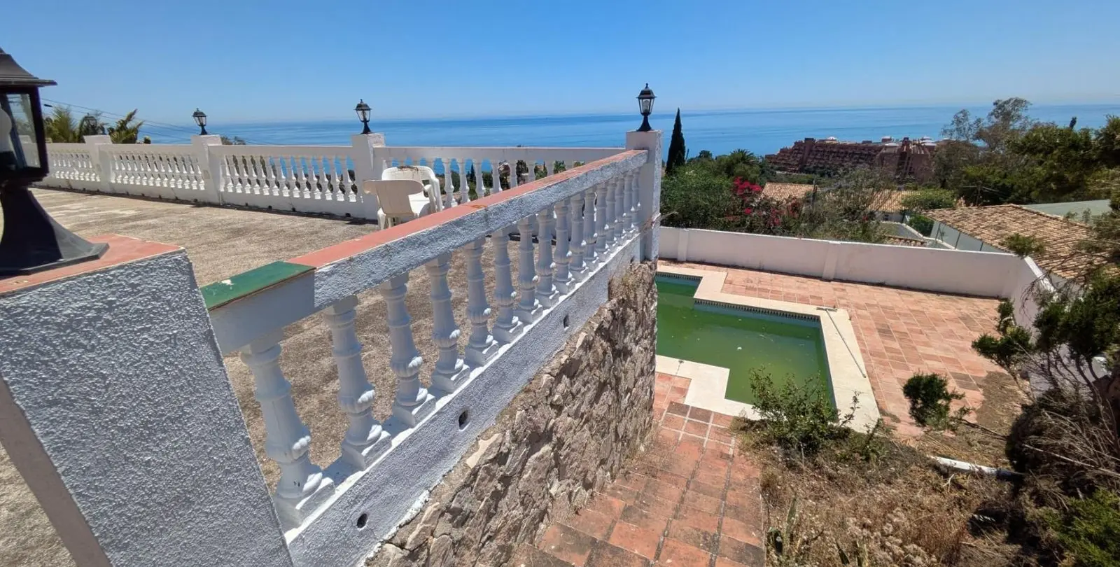 Sale of detached villa in Benalmadena 24