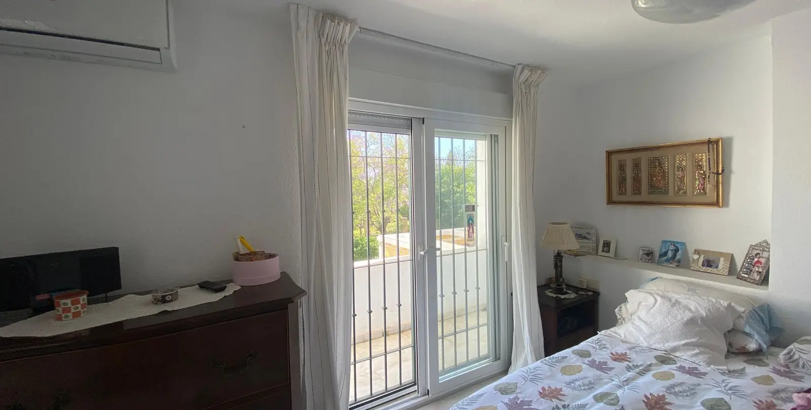 Sale of townhouse in The Golden Mile 9