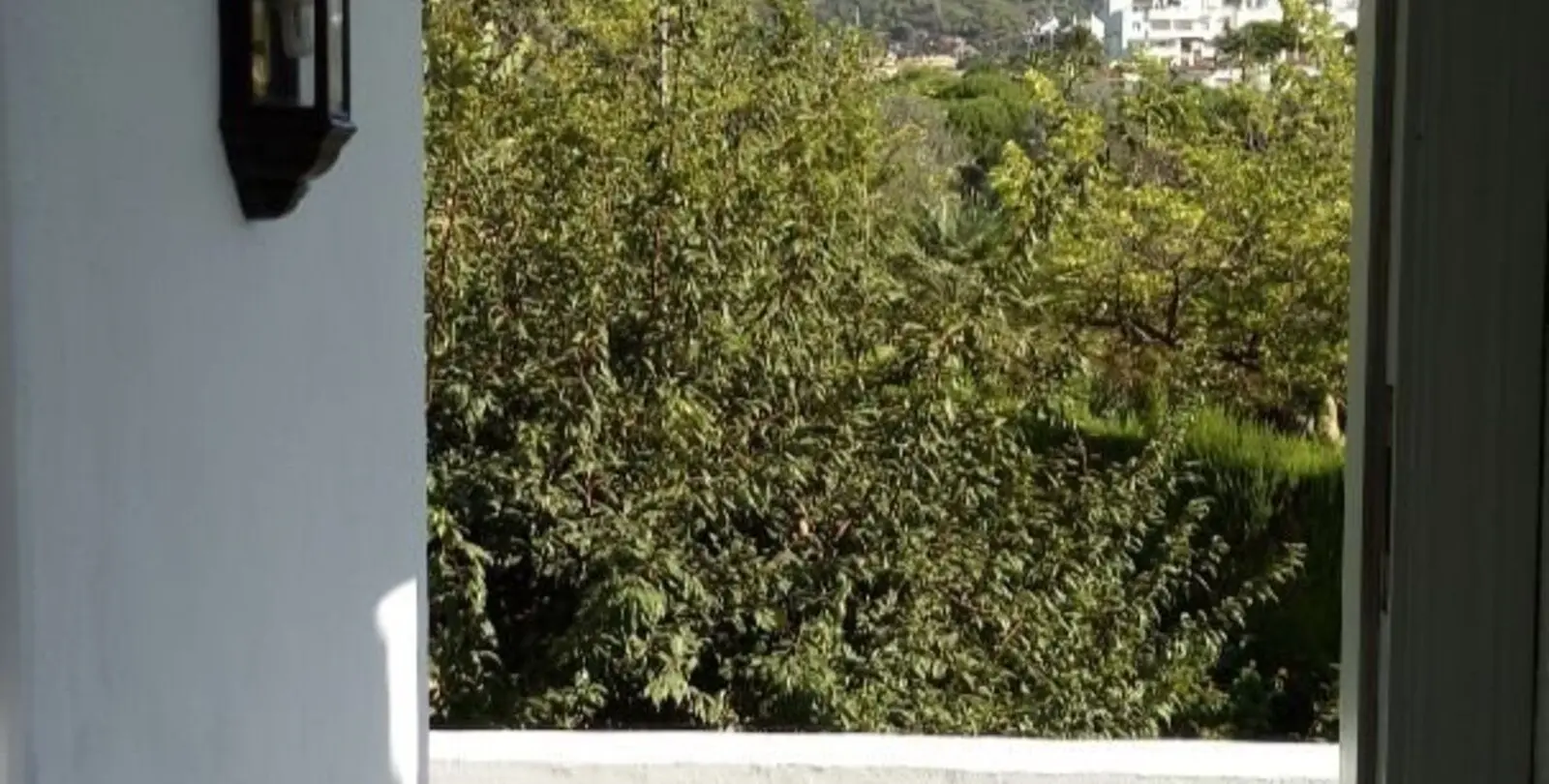 Sale of townhouse in The Golden Mile 16