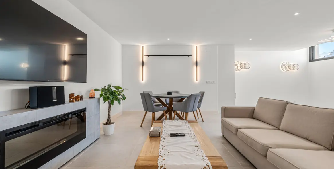 Venta de apartamento en planta baja en Cabopino 5
