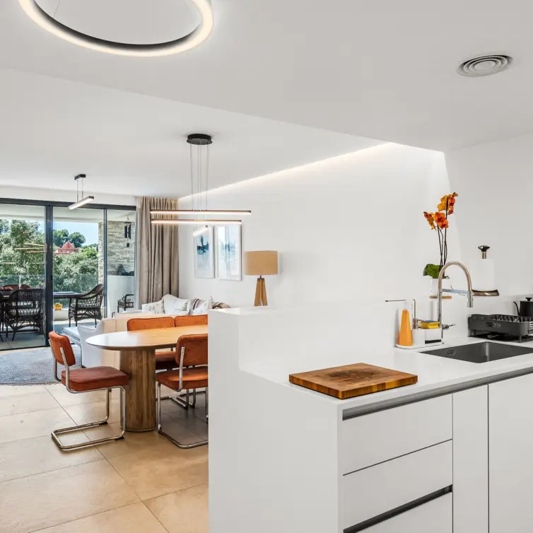 Sale of ground floor apartment in Cabopino