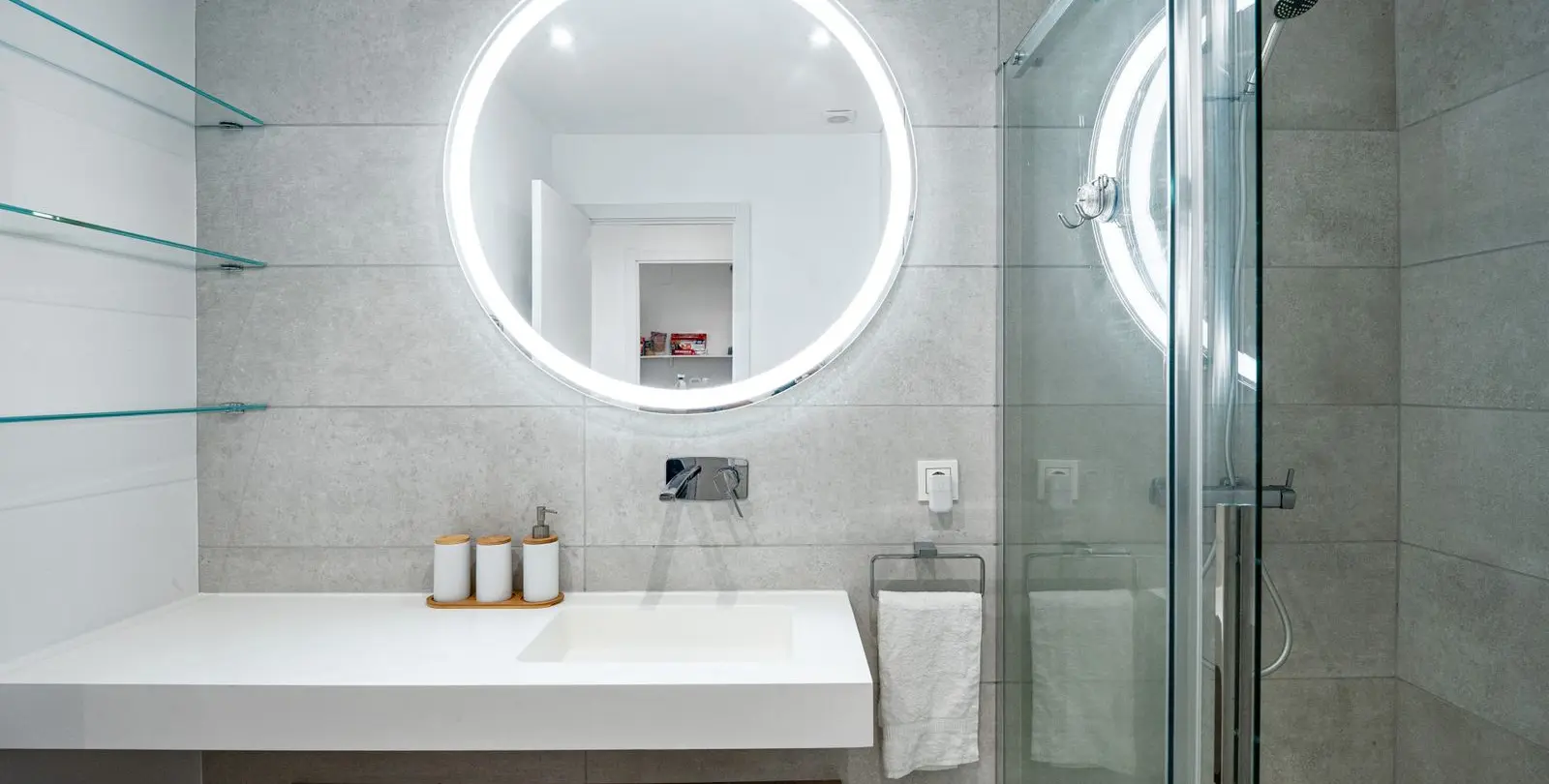 Venta de apartamento en planta baja en Cabopino 28