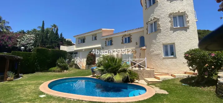 Venta de villa independiente en El Faro 0
