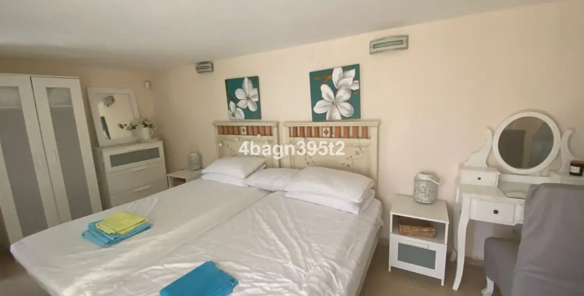 Venta de villa independiente en El Faro 23