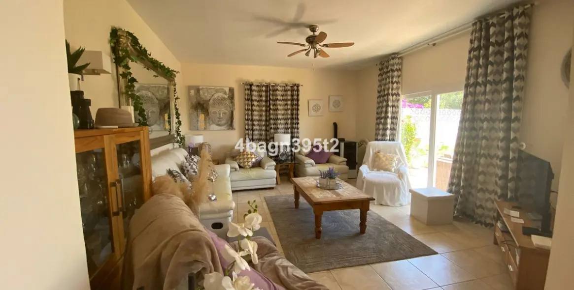 Venta de villa independiente en El Faro 31