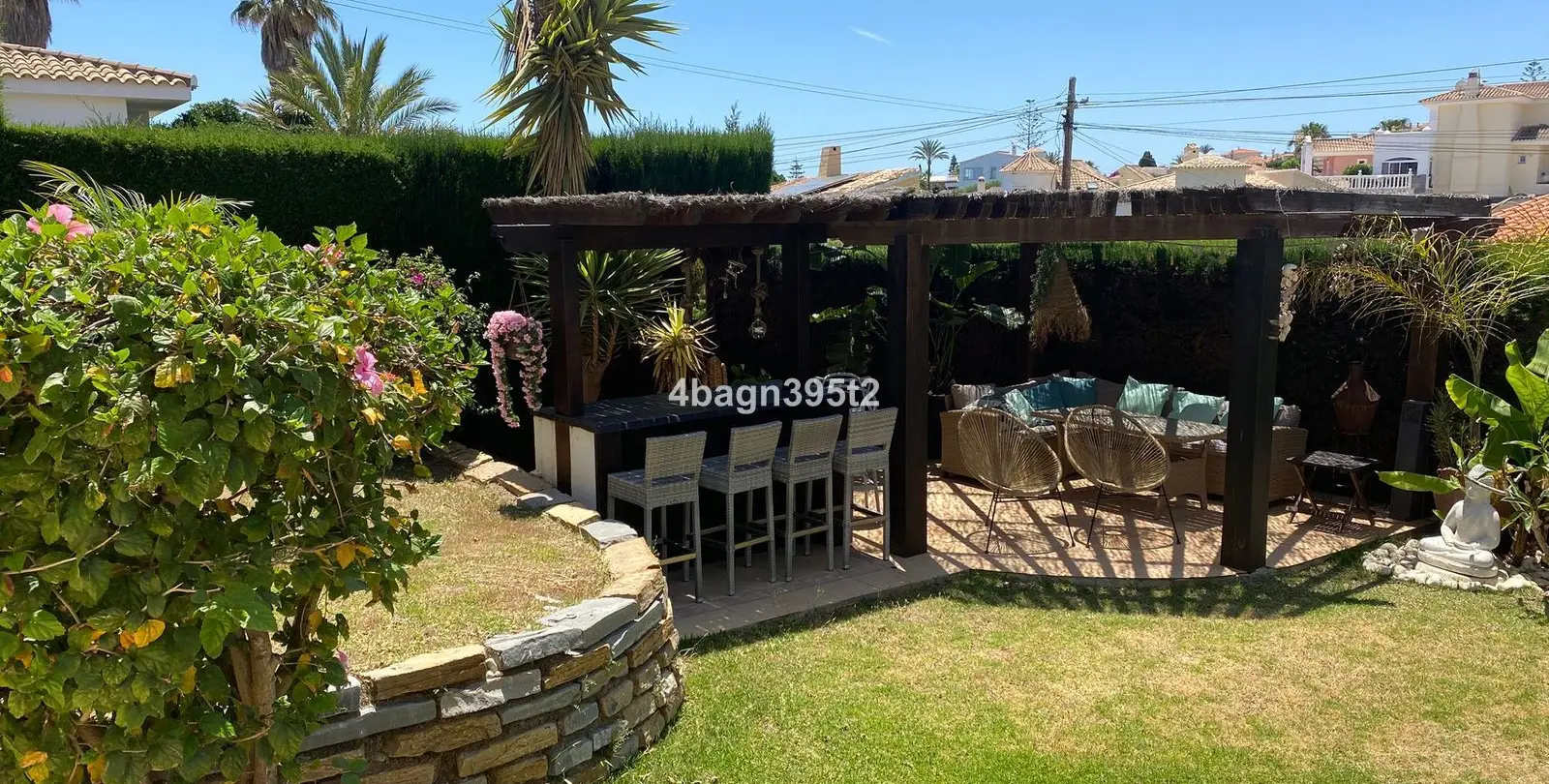 Sale of detached villa in El Faro 6