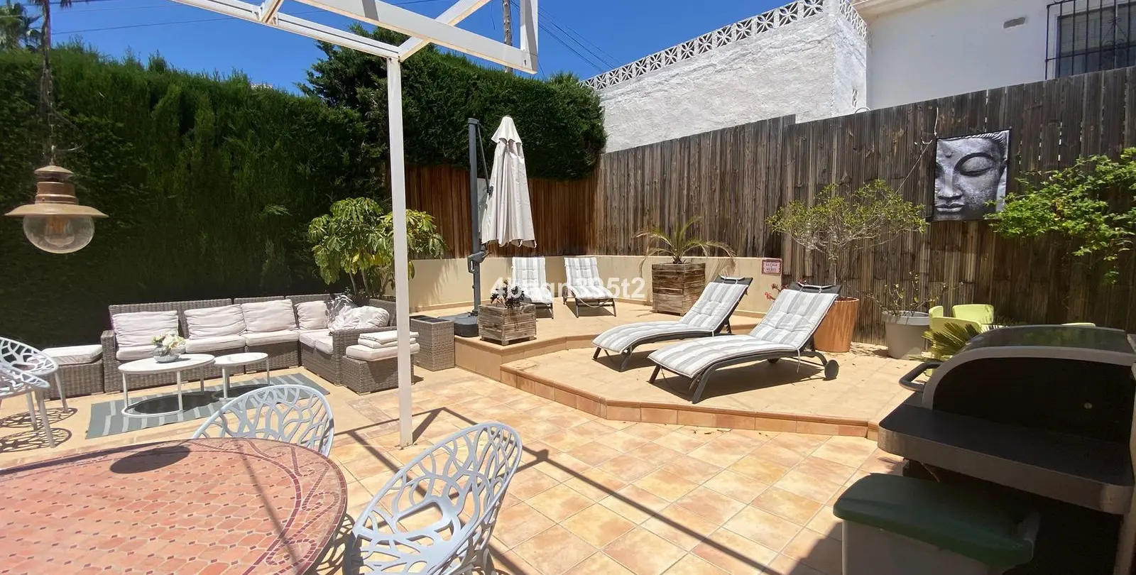 Sale of detached villa in El Faro 8