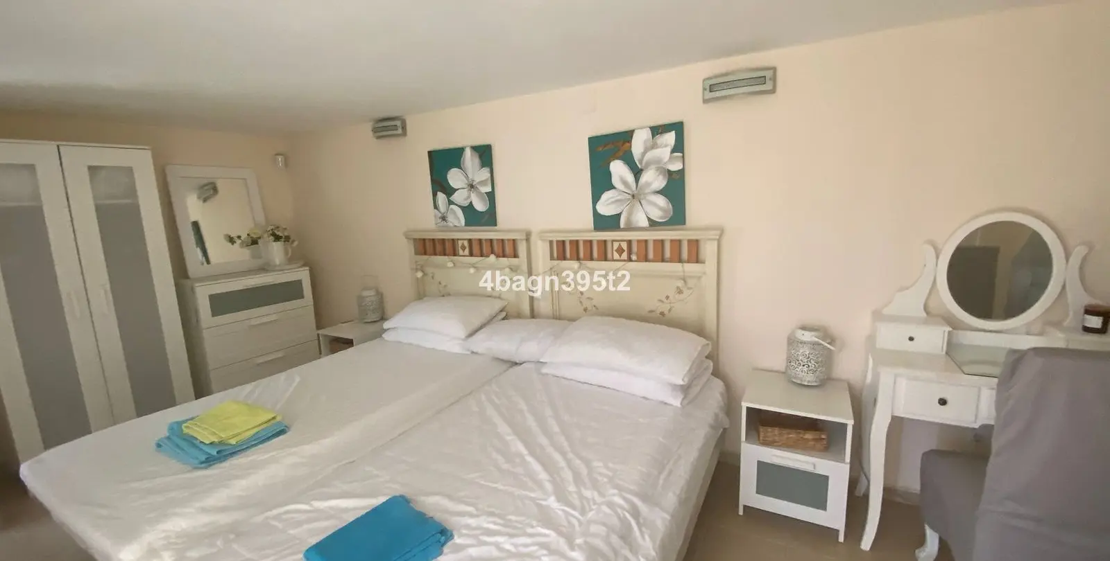 Sale of detached villa in El Faro 23