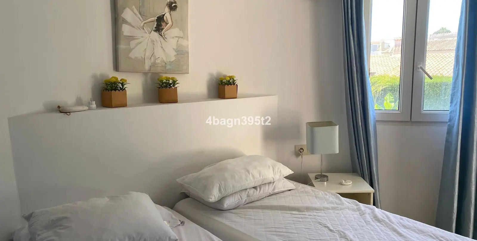Sale of detached villa in El Faro 26