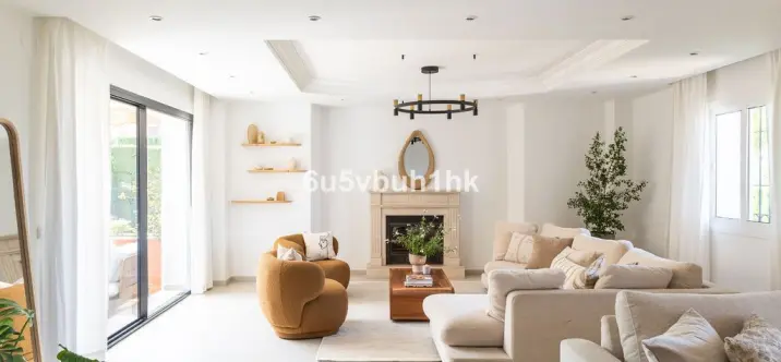 Venta de villa independiente en Alhaurín de la Torre 0