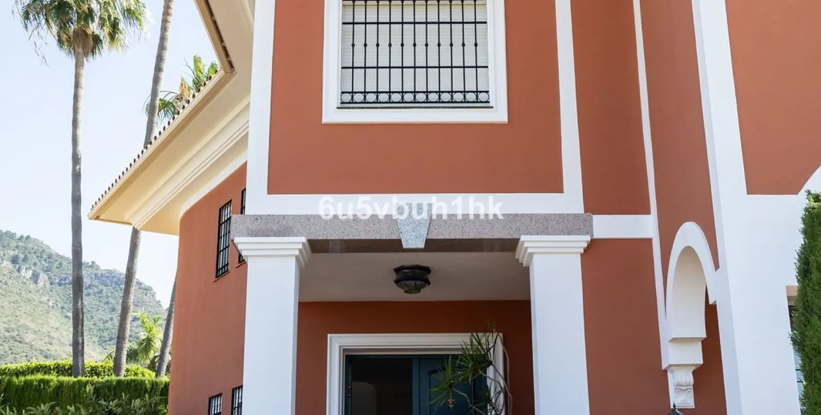 Sale of detached villa in Alhaurín de la Torre 4