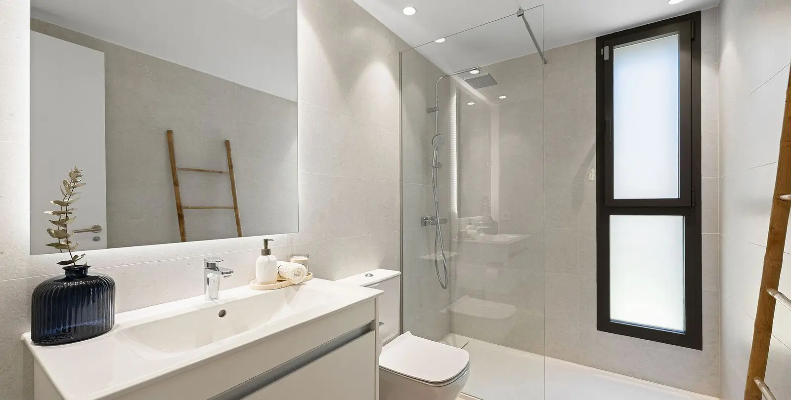 Sale of ground floor apartment in Selwo 26