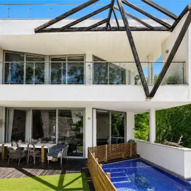 Venta de casa pareada en Sierra Blanca